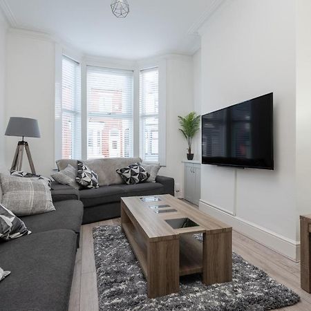 Hornsey Lodge - Strictly No Parties Liverpool Bagian luar foto