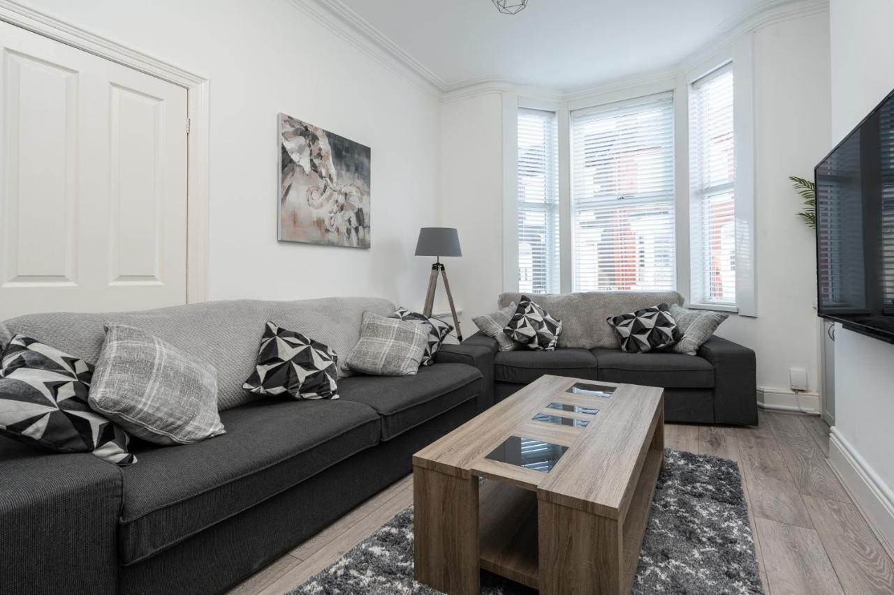 Hornsey Lodge - Strictly No Parties Liverpool Bagian luar foto